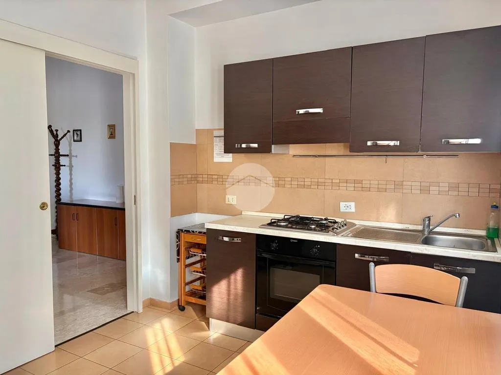 Cuisine - Panoramic Apartment with Balconies in Viale Trieste, Viterbo