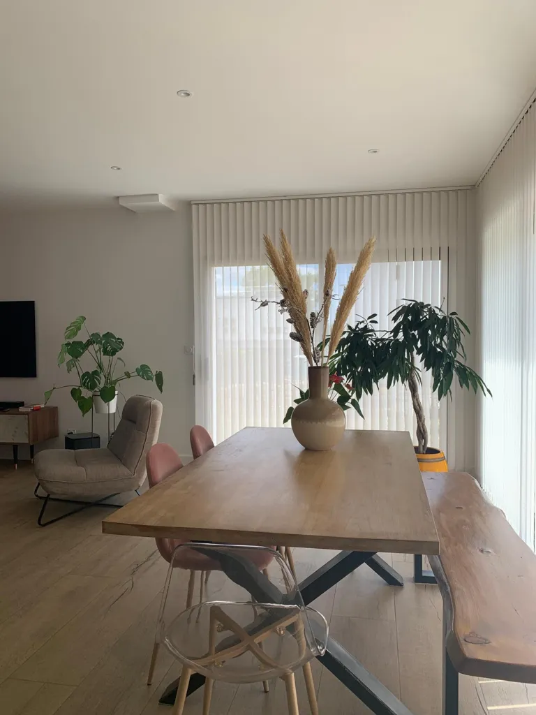 Salle à manger - Maison Contemporaine avec Jardin à Lorient