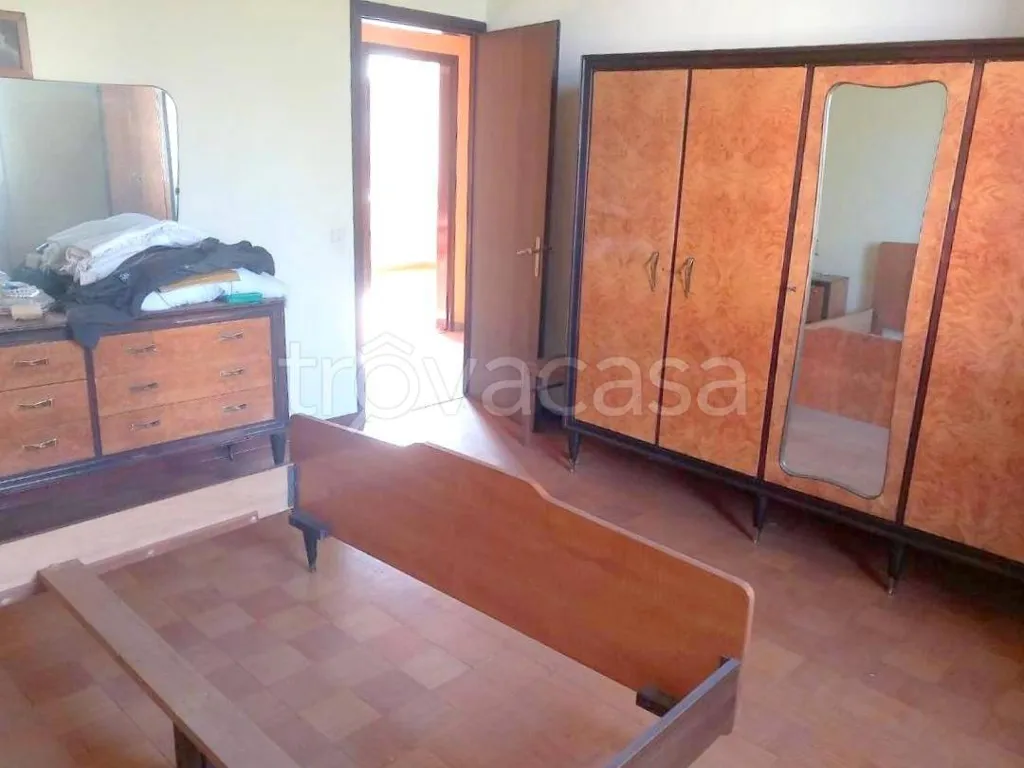 Magamistoad - Villa for Renovation with Garden in Cormons