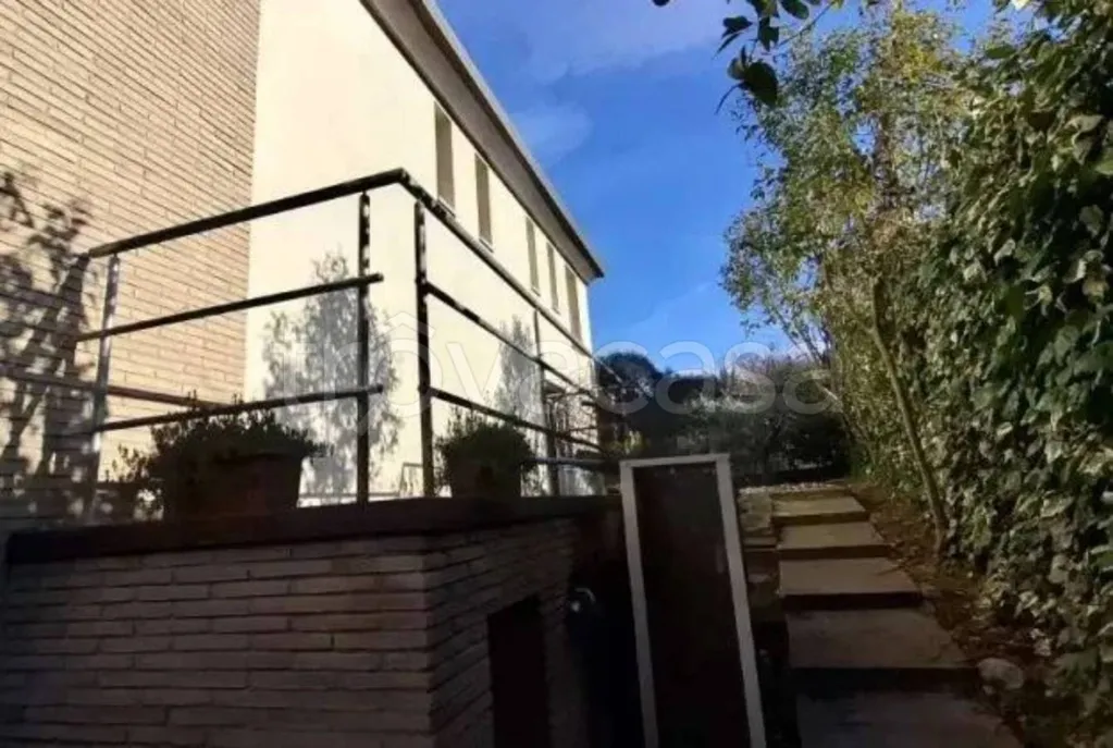 Aed - Rustic Villa with Private Garden in Corciano