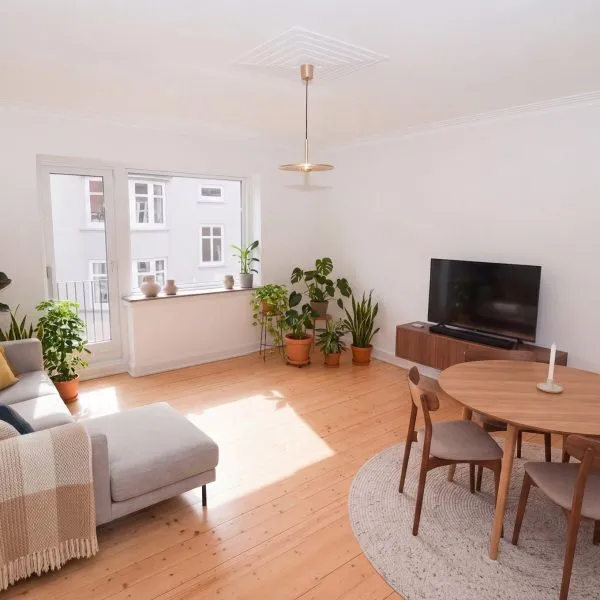 Séjour - Two-Bedroom Apartment with Balconies in Aalborg Centre