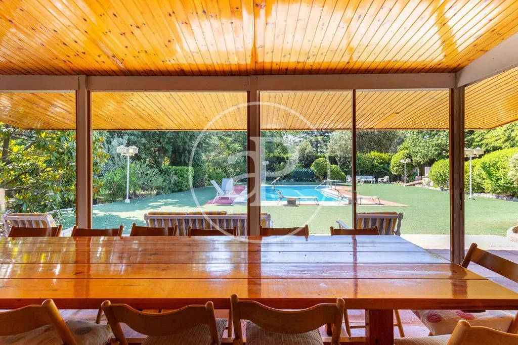 Terrass - Luxury Villa with Pool in Matadepera