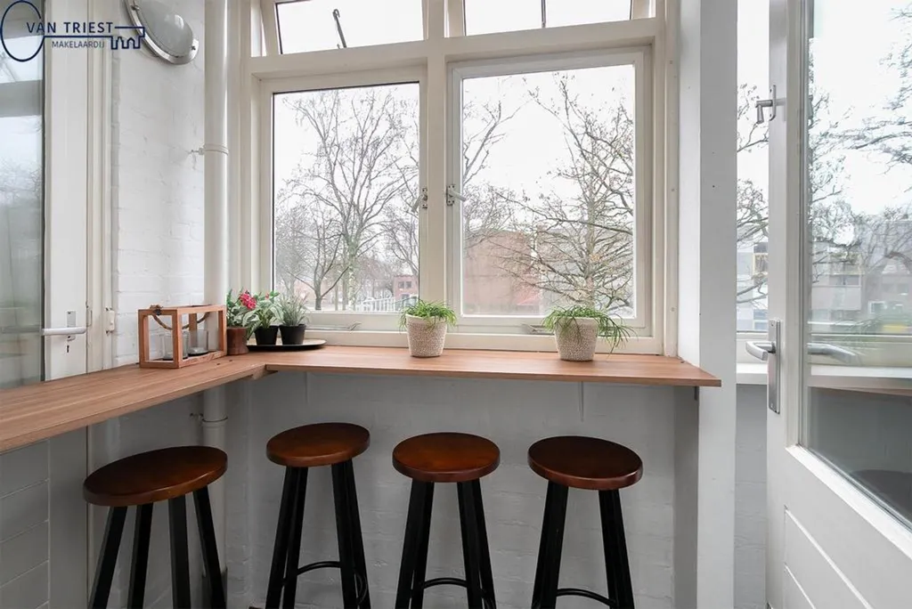 Rõdu - Apartment with Loggia in Amsterdam-Oost