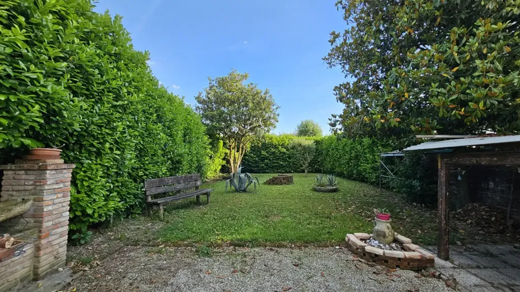 Jardin - Villa with Garden in Ponso, Bresega
