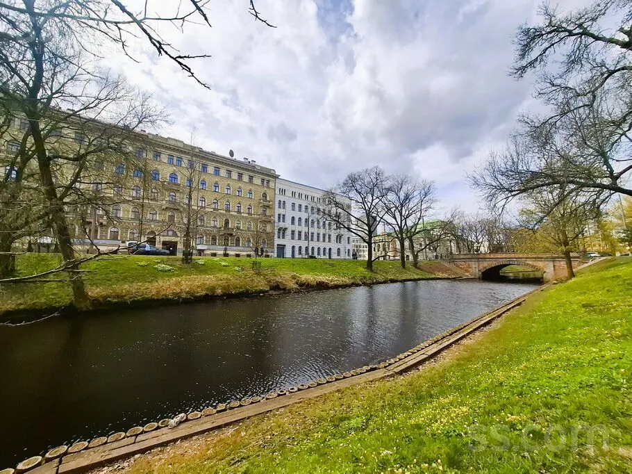 Aed - Two-Level Apartment in Old Riga
