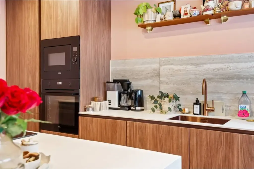 Cuisine - Appartement Rénové avec Terrasse à Kontich