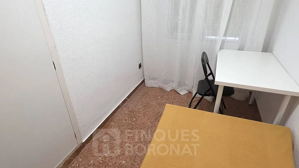Bureau - Furnished Flat with Elevator in Nou Eixample Sud, Tarragona