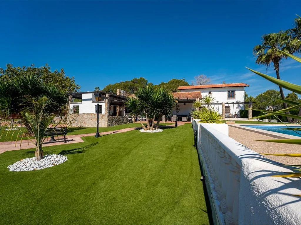 Bassein - Villa with Pool and Terrace in Los Dolses
