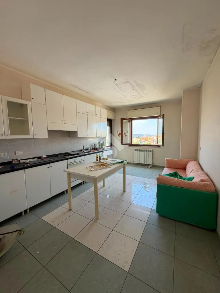Köök - Spacious Apartment with Balconies in Farina