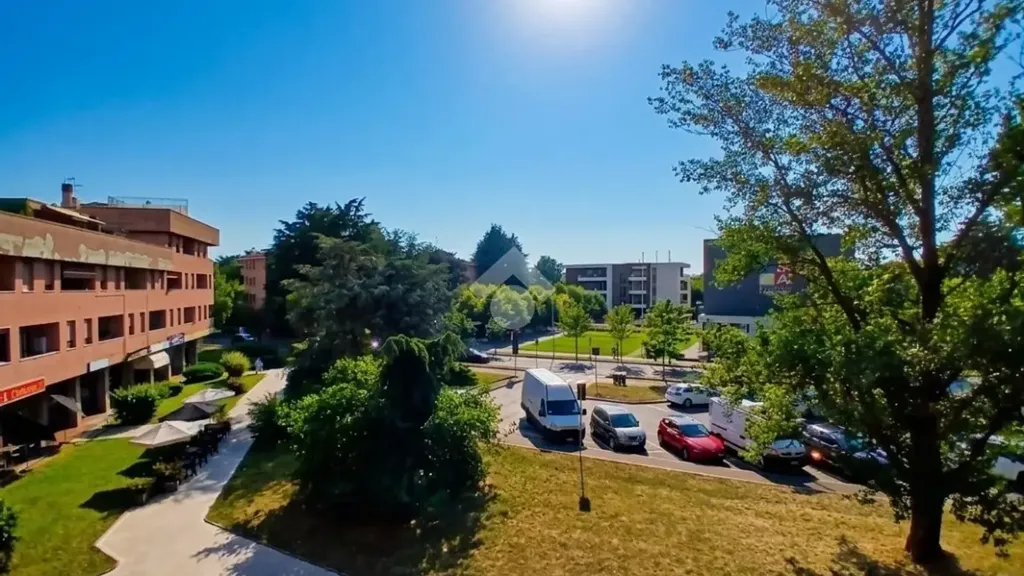 Jardin - Triplex with Balconies in Cassano D'Adda