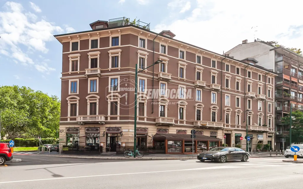 Välivaade - Luxury Duplex with Balconies in Milan