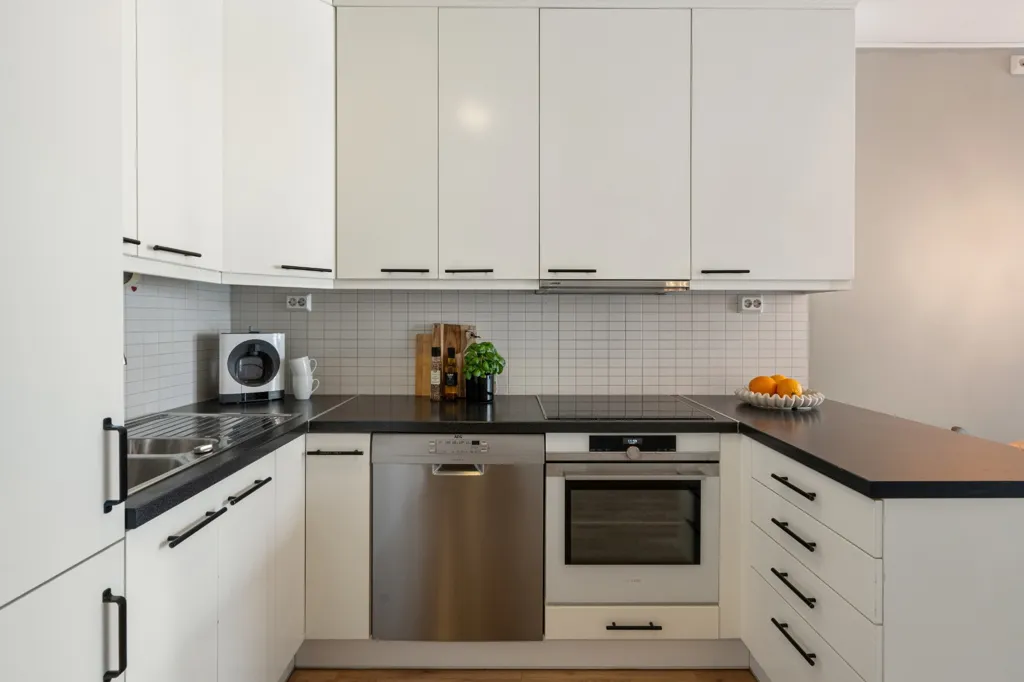 Cucina - Spacious 2-Bedroom Apartment with Balcony in Tomasjordnes