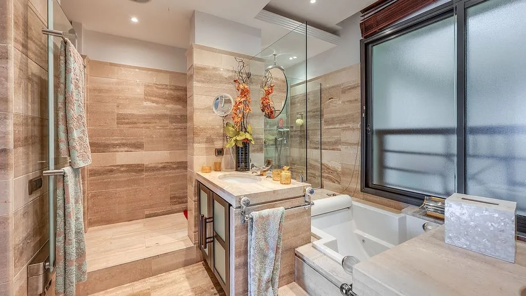 Salles de bain - Luxury Apartment with Sea View in Puerto Banús