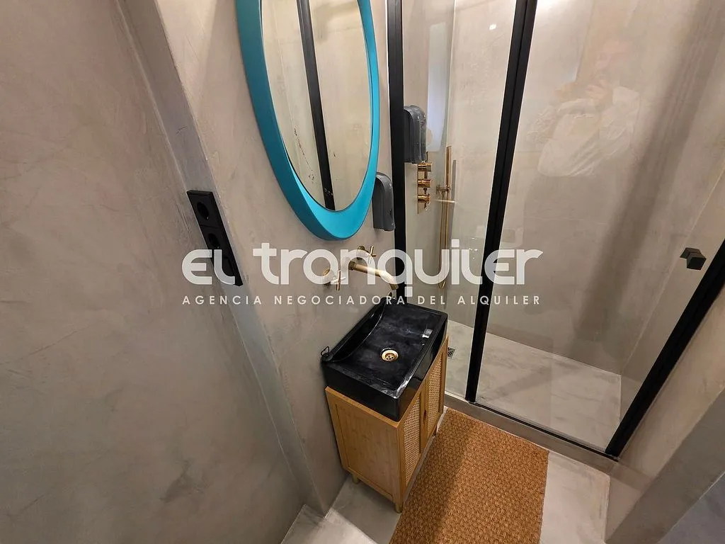 Bagni - Studio with Air Conditioning in De la Luna Street