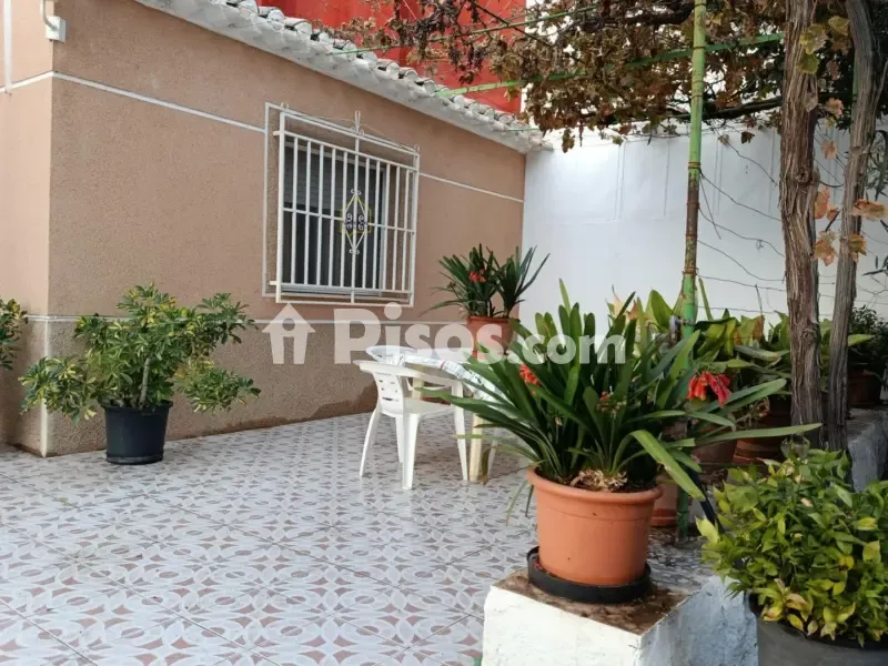 Terrazza - Single-Storey Chalet with Garden in Lorca Centre