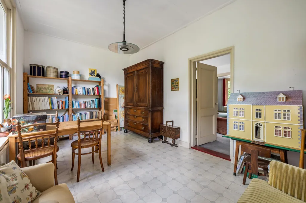 Living Room - Monumental Villa with Historical Charm in Breda