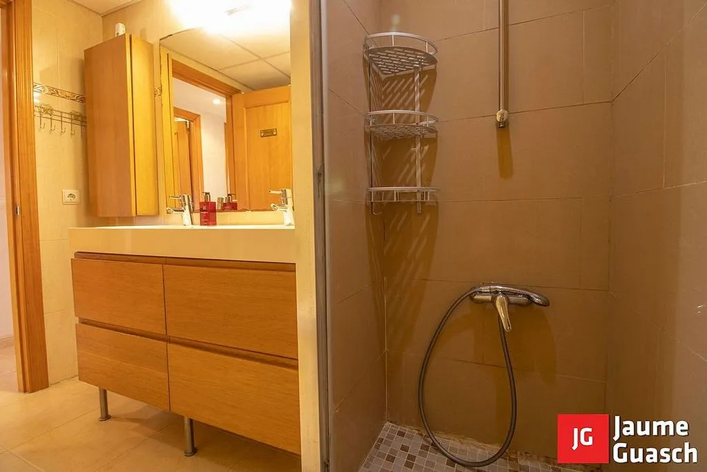 Vannitoad - Apartment with Pool in Centre Torredembarra