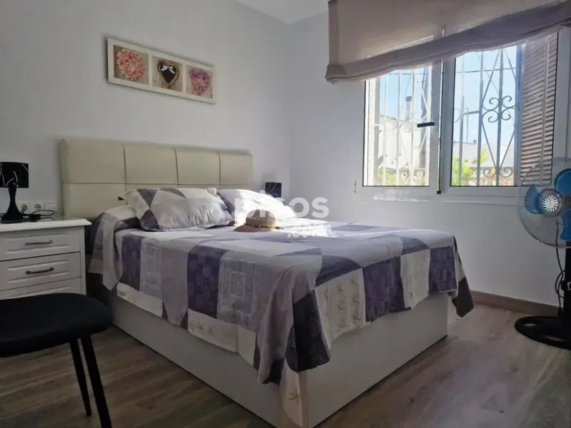 Chambres - Furnished Flat with Sea View in Cambrils