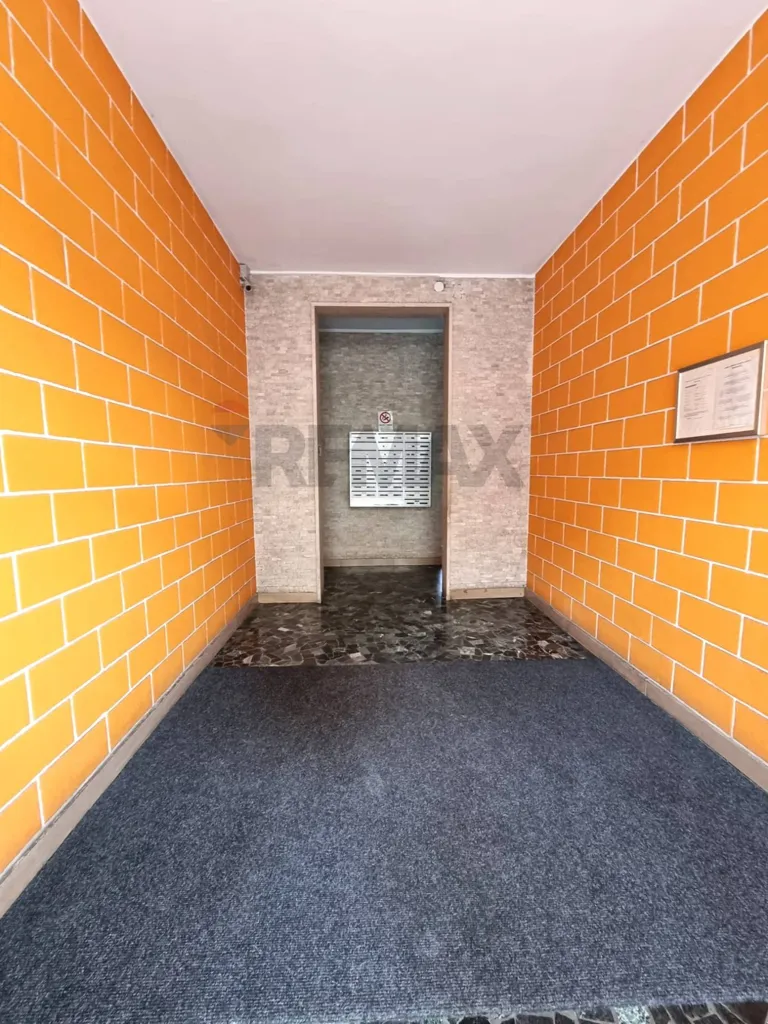 Entrée - Modernised Studio in Milan with Balcony