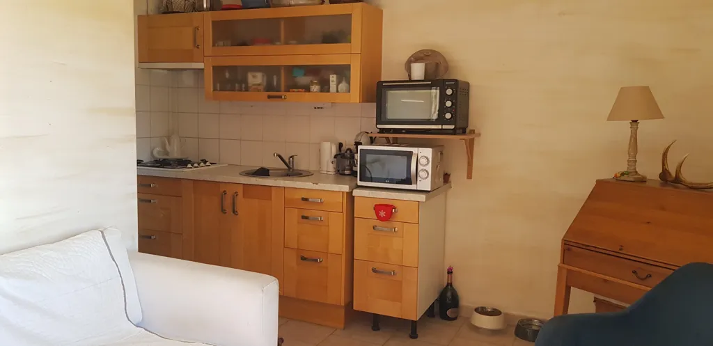 Cuisine - Appartement de Type 2 avec Jardin Privatif à Cornillon Confolens