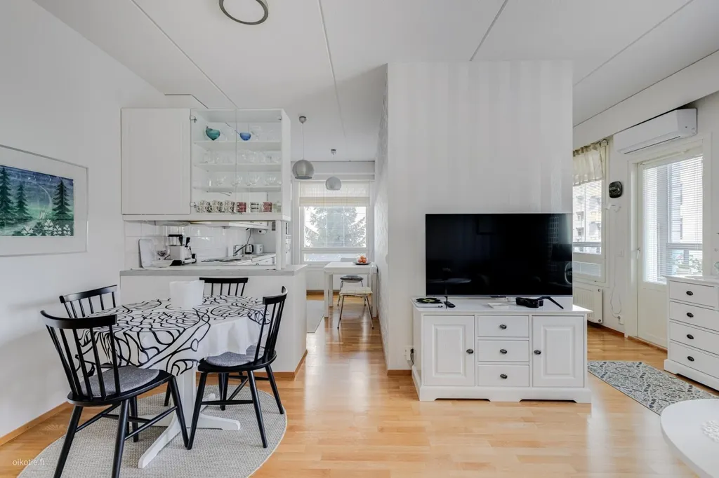 Sala da pranzo - 2-Bedroom Apartment with Sauna in Karjaranta