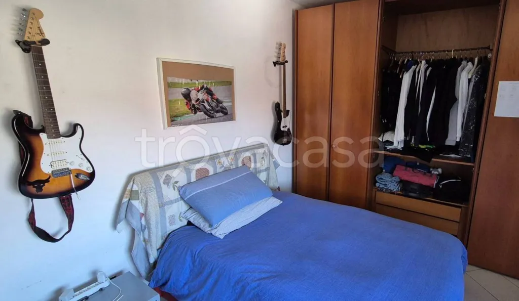 Camere da letto - Rustic Bifamily Villa with Garden in Trecate