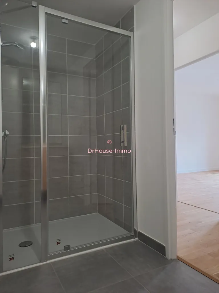 Vannitoad - Flat with Terrace in La Riche