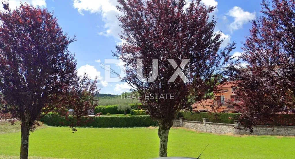 Aed - Construction and Agricultural Land in Vižinada Centre