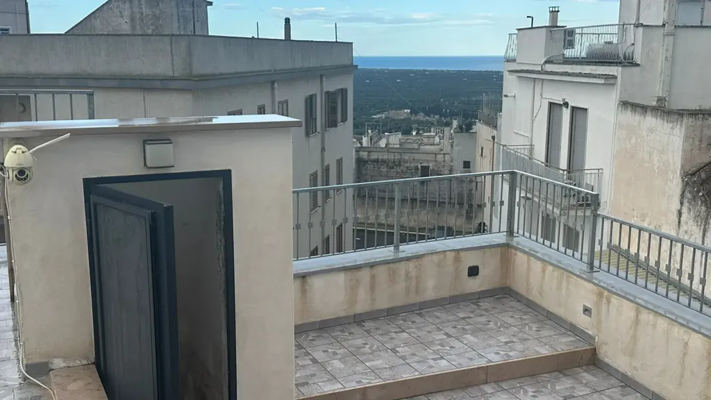 Rõdu - Rustic House with Terrace in Ostuni