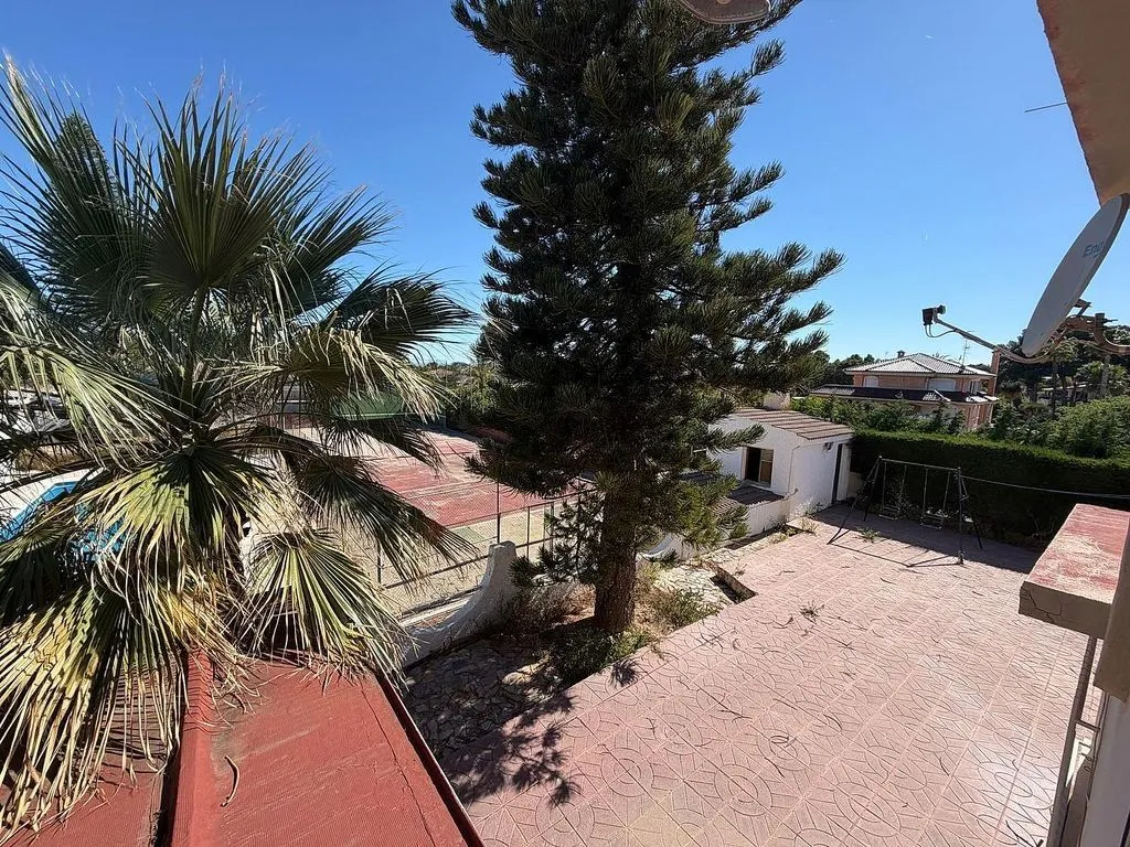 Terrass - Chalet with Pool and Terrace in Peña de las Águilas