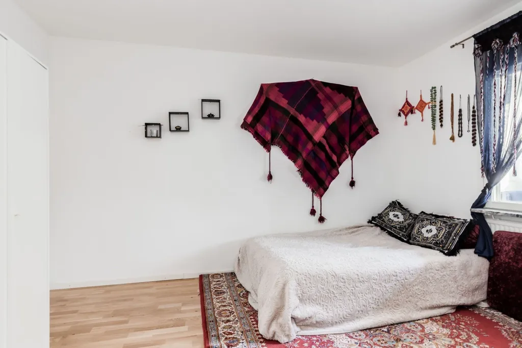 Chambres - Apartment with Glazed Balcony in Västerås