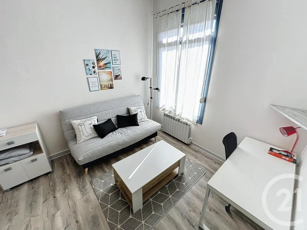 Séjour - Studio Meublé avec Parking à Montbéliard