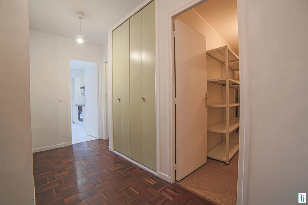 Stanze - Flat with Terrace and View in Mont-Saint-Aignan
