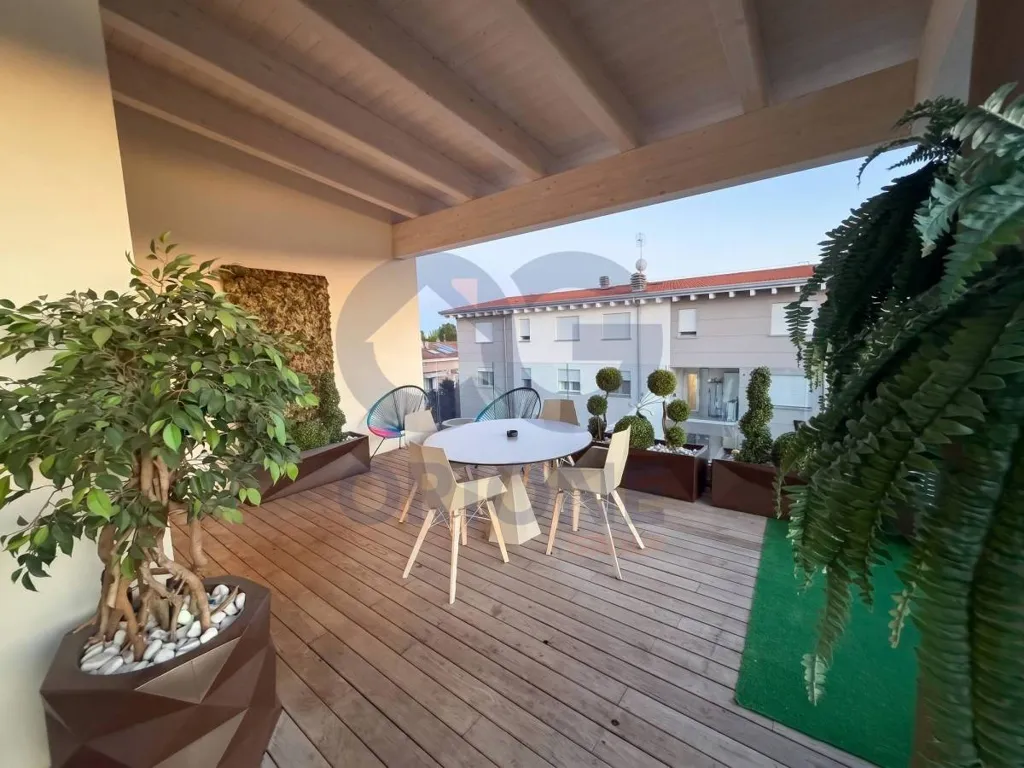 Terrasse - Newly Built Apartment with Terrace in Cento