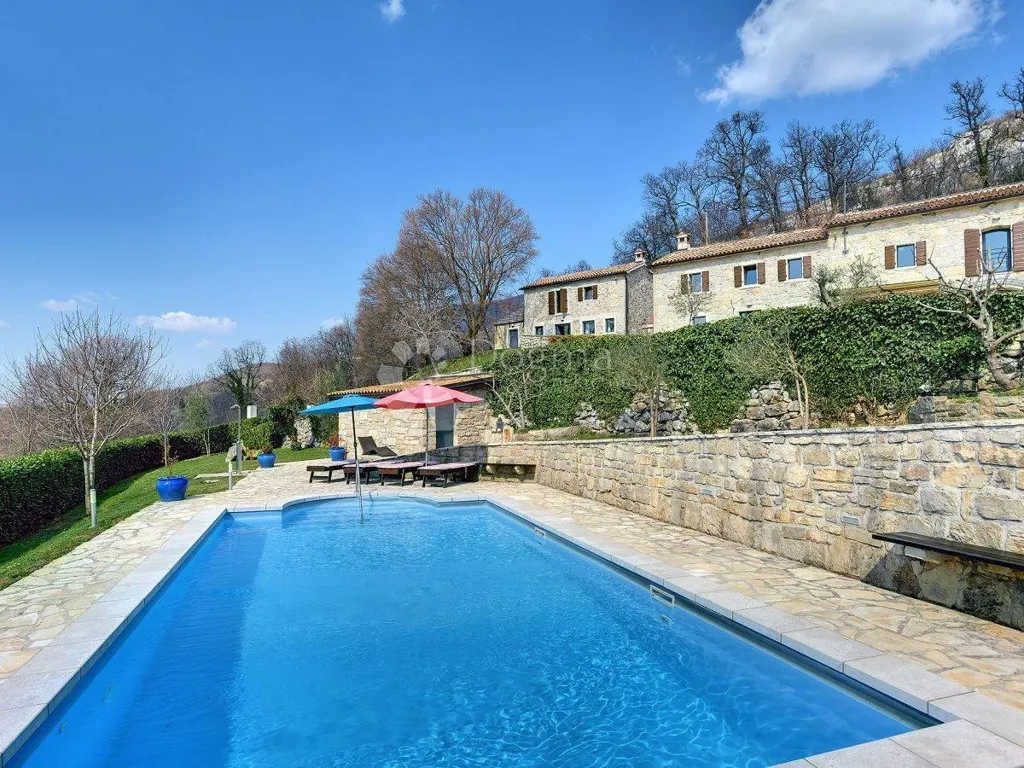 Piscine - Historic Stone House with Pool in Lupoglav