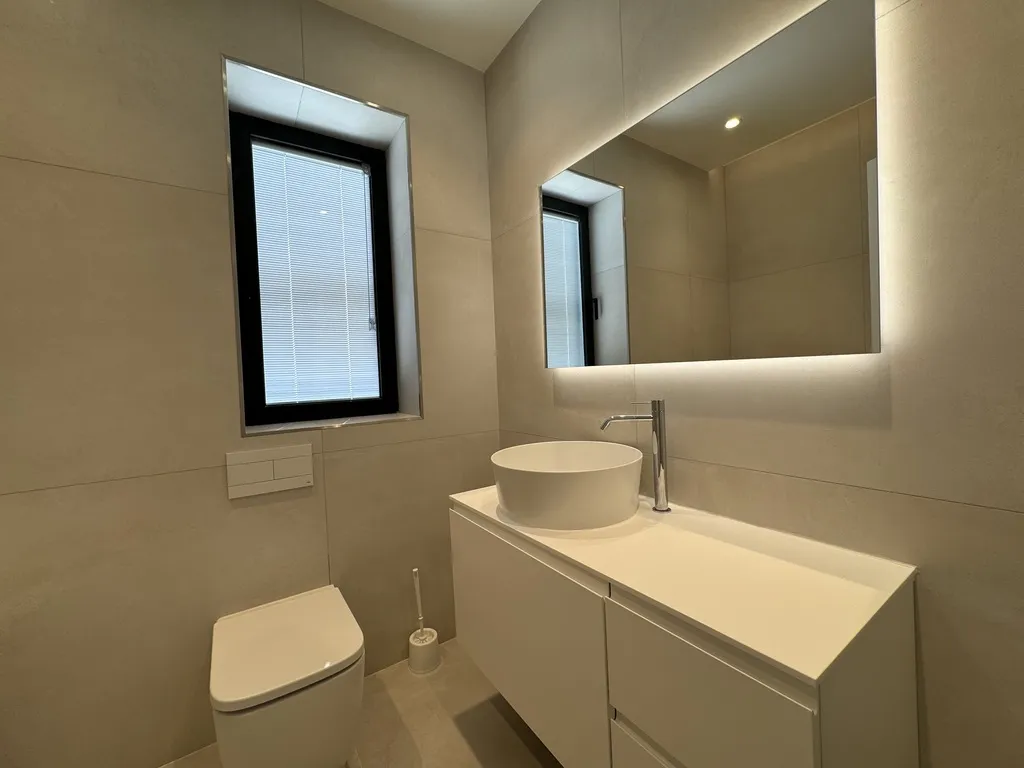 Vannitoad - 3 magamistoaga maja asukohas Naxxar
