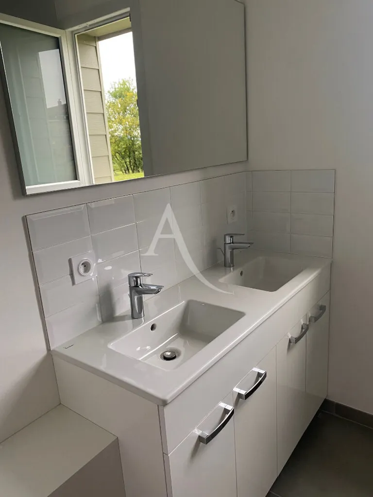 Vannitoad - Recent Villa with Garden in Malafretaz