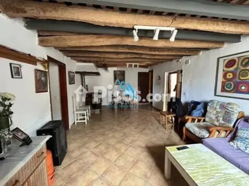 Elutuba - Chalet with Development Potential in L'Eixample