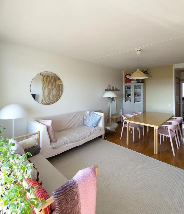Séjour - 1971 Apartment with Balcony in Kallio