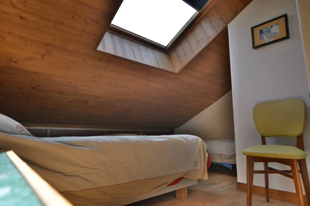 Pièces - Maison d'Architecte avec Jardin à Bozel Centre