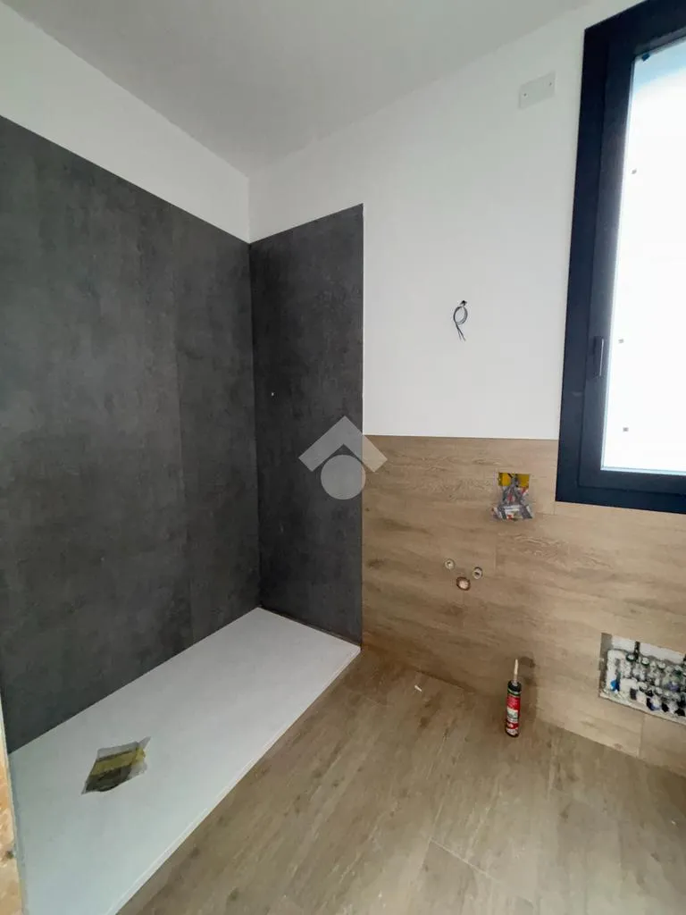 Salles de bain - Newly Built Apartment with Terrace in Cervia