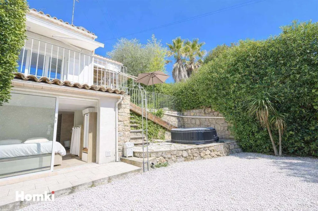 Välivaade - 3-Bedroom House with Terraces in Grasse Saint-Jacques