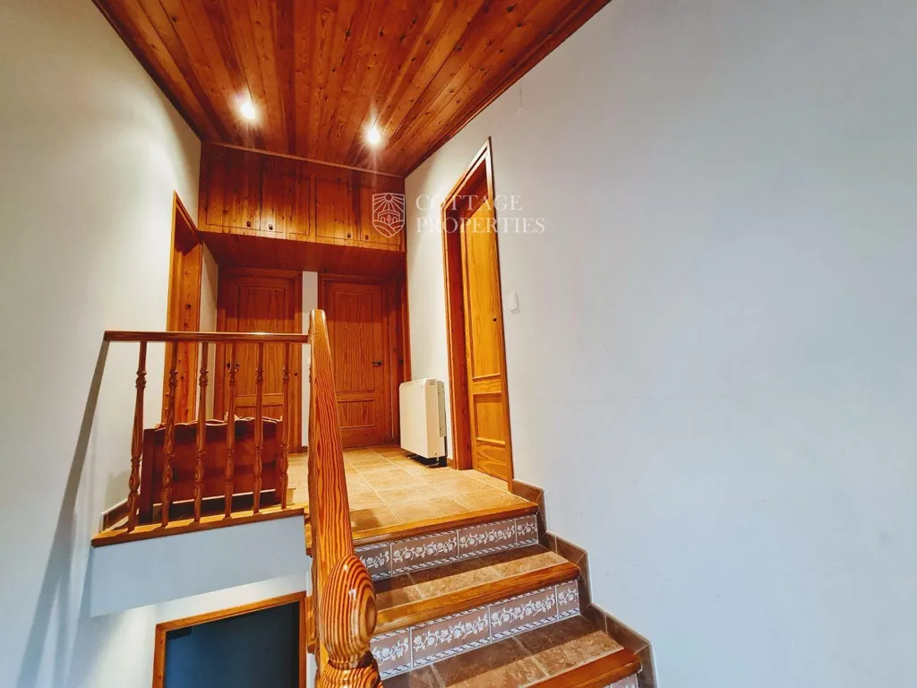 Stanze - Rustic Estate with Masia in Llagostera