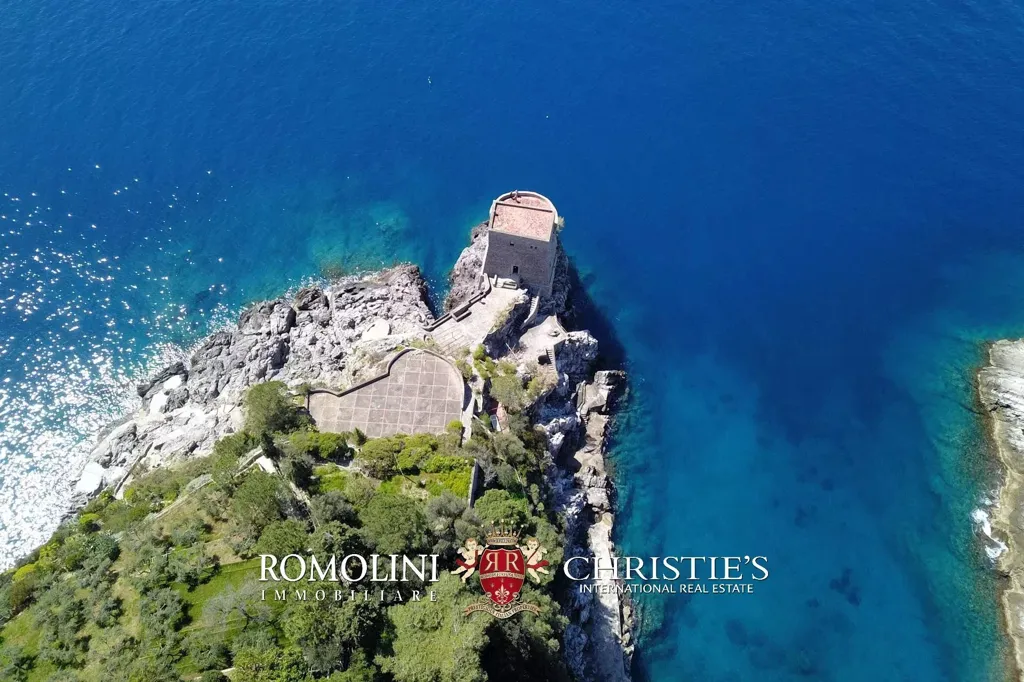 Välivaade - Waterfront Villa with Sea Access on Amalfi Coast