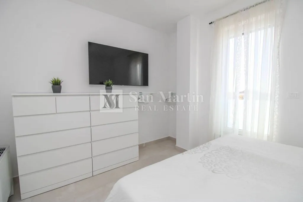 Magamistoad - Modern House with Private Garden in Poreč Centre