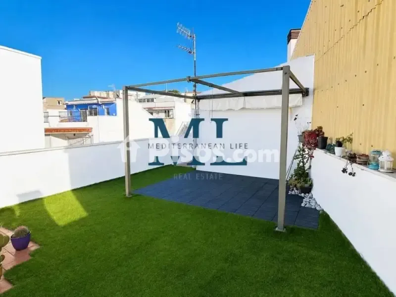 Terrass - Corner Semi-detached House with Terrace in Sant Pere de Ribes