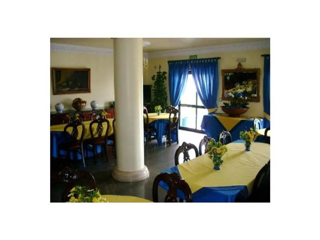 Dining Room - Luxury Hotel with Pool in Estoril, Cascais
