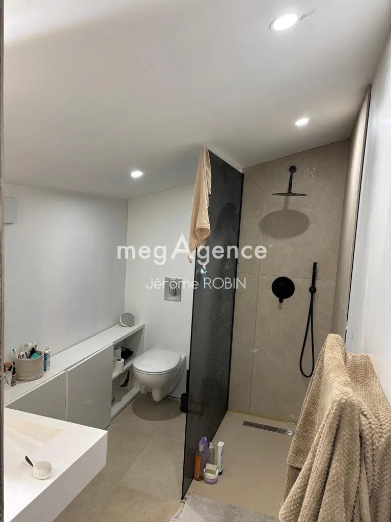 Bagni - Charming Stone House with Terrace in Galgon