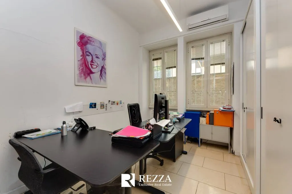 Bureau - Luxury Office with Terrace in Parioli, Rome