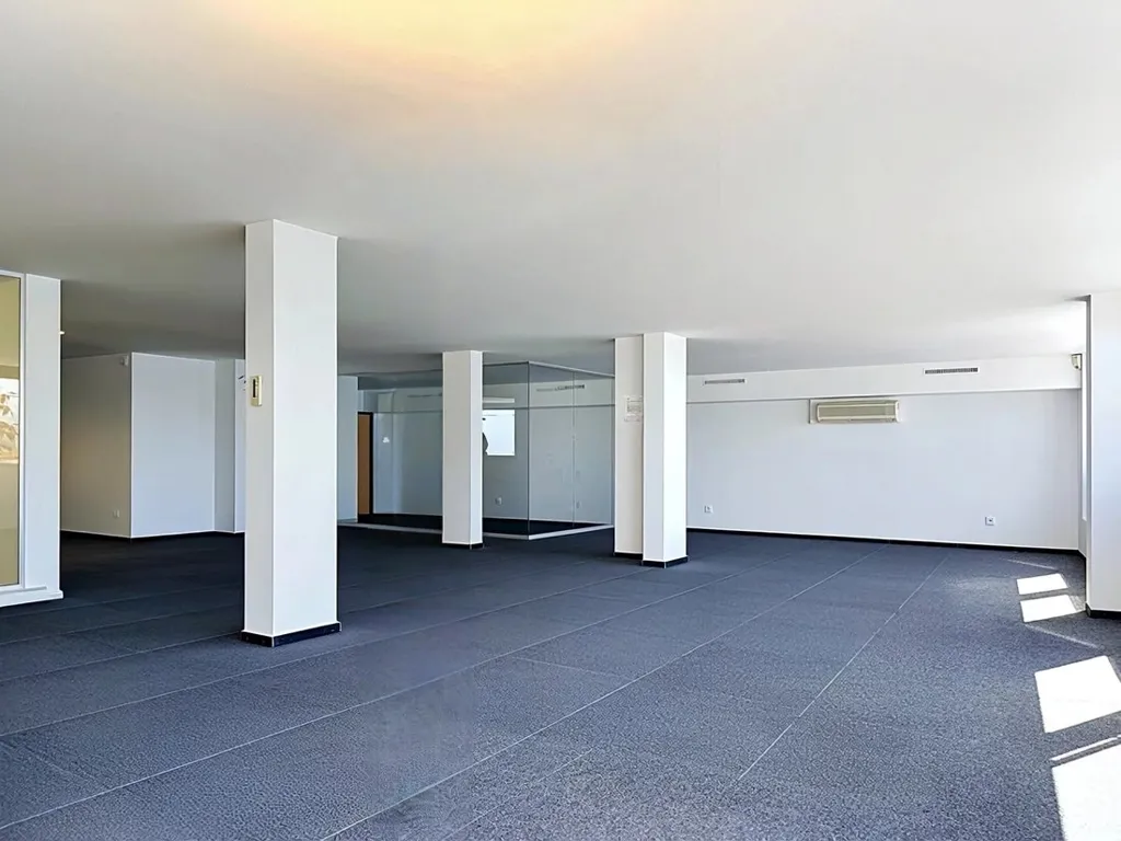 Pièces - Office Space with Water View in Montreux